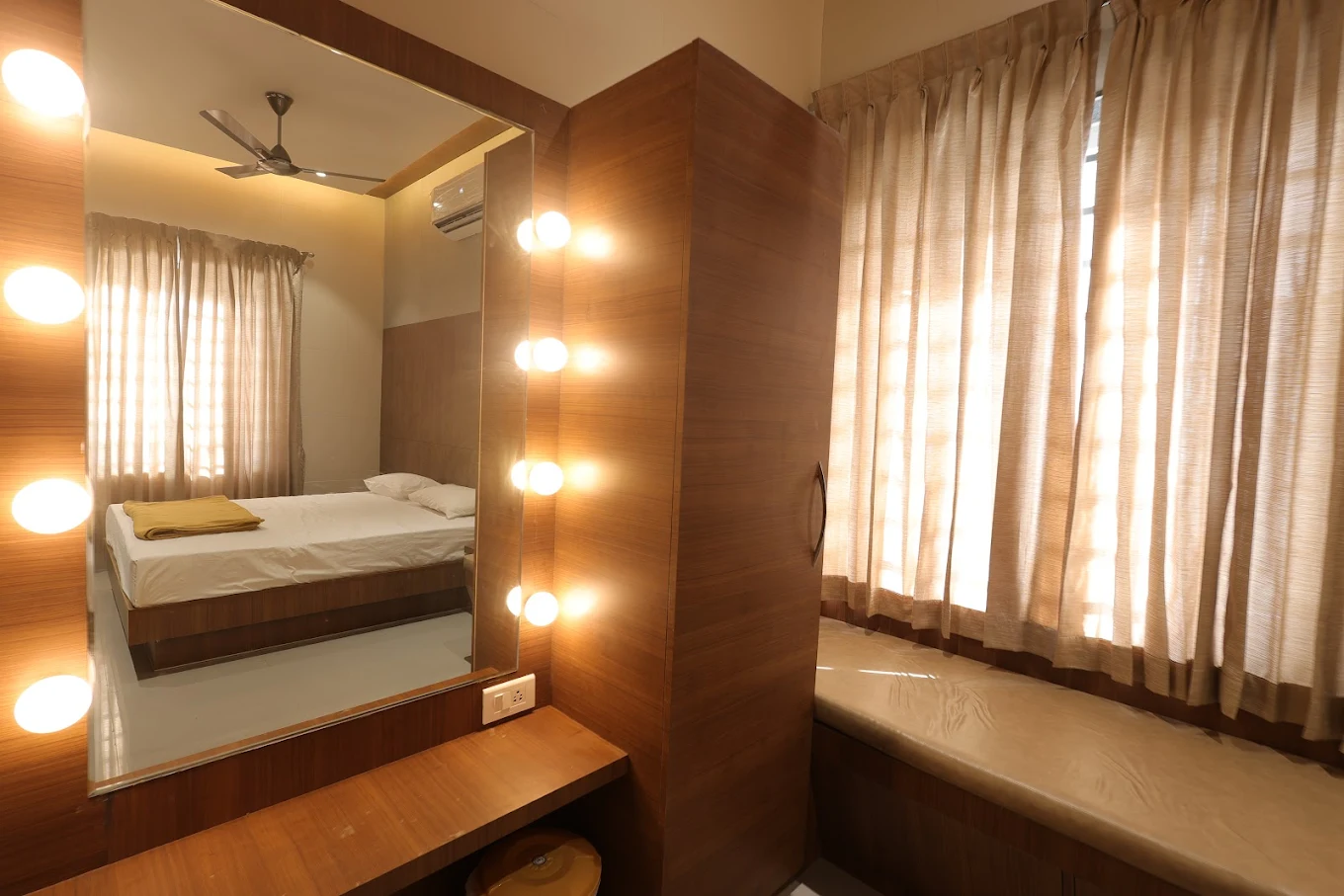 Vivaaha Mahal, Palani in Palani  - Palani Ads